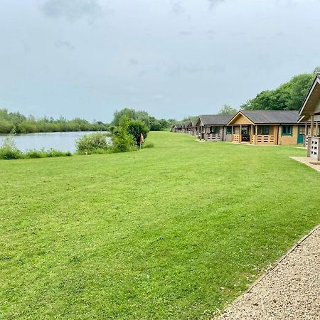 Tufty Lodge, Lake Pochard Lodge 9 سيرني الجنوبية المظهر الخارجي الصورة