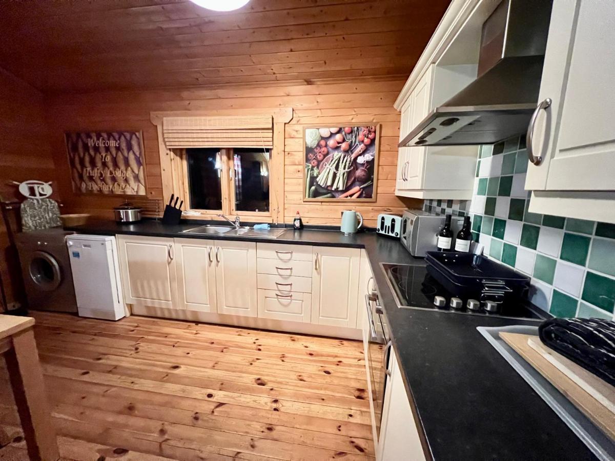 Tufty Lodge, Lake Pochard Lodge 9 سيرني الجنوبية المظهر الخارجي الصورة